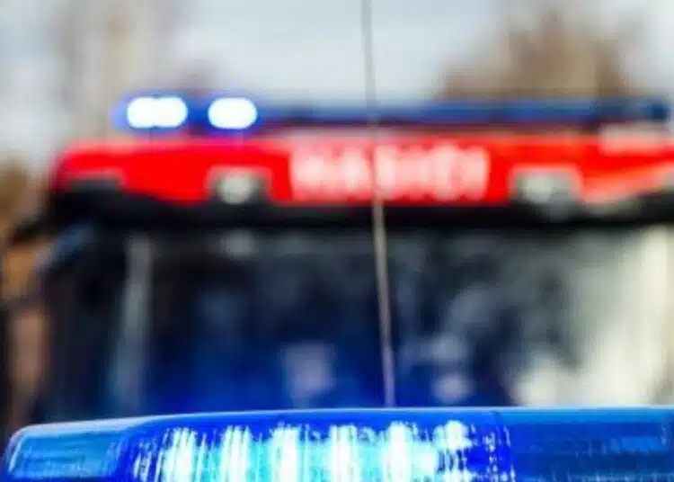 30 души в Бургас са евакуирани след като хладилник предизвика нов огромен пожар в жилищен блок! 1