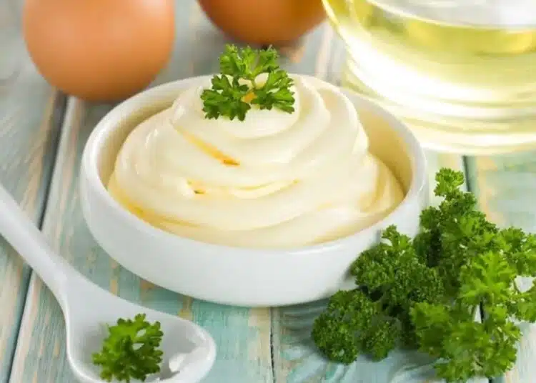 Как да си направим вкусна домашна майонеза за нула време - рецепта 1