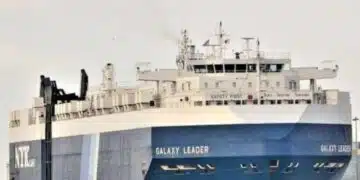 Съпругите на отвлечените български моряци в Червено море споделиха, че не искат децата им да разбират 7