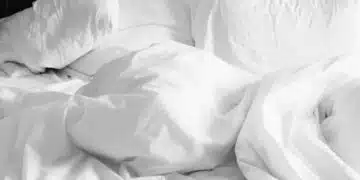 Пери завивките само по този начин, за да останат меки, пухкави и непокътнати 6