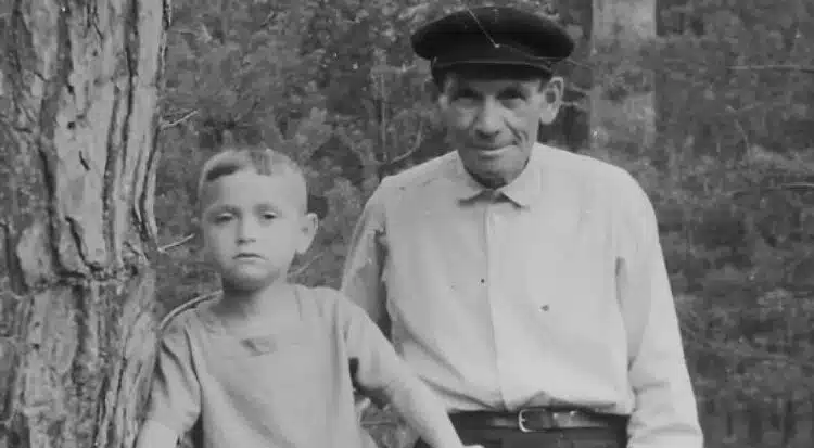 Моят дядо беше столетник, споделям ви трите му любими храни, които ядеше ежедневно 1 Моят дядо беше столетник, споделям ви трите му любими храни, които ядеше ежедневно 1