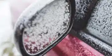 Не включвай чистачките на колата така, защото ще счупиш механизма 3