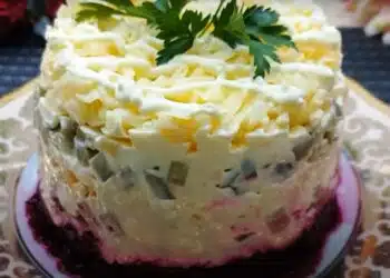 Забравената салата "Ситият Пан", която е по-евтина, но много по-вкусна от руската салата 12