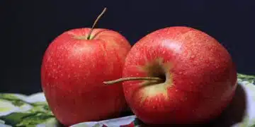 ябълки