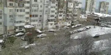 Взеха решение ще се вдигат ли данъците за сградите и техните оценки 3