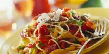 Пригответе тази ароматна паста с чушки и шунка: по-вкусна, отколкото в ресторант 6