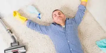 Изчисти стария и мръсен килим с ютия - без пране и скъпи химически препарати 4