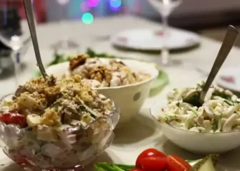 Възможно ли е да приготвите вкусна салата само за 5 минути: Да, ако използвате тази рецепта 11