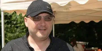 Прокобата на шеф Манчев или некадърност? Фалит след фалит на заведения от "Кошмари в кухнята" 15