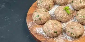 Само щипка директно в каймата - кюфтетата ще станат по-вкусни от тези на свекърва ви 7