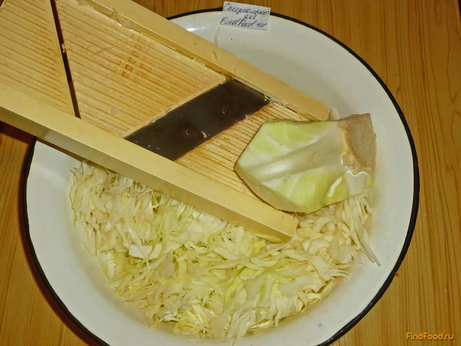 Добрата домакиня не изхвърля сока от киселите краставички, а го използва за невероятно вкусно блюдо 5