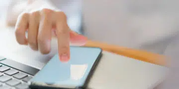 Изяждат ти батерията: Топ 5 безполезни функции на телефона! Той ще работи по-дълго без тях 2