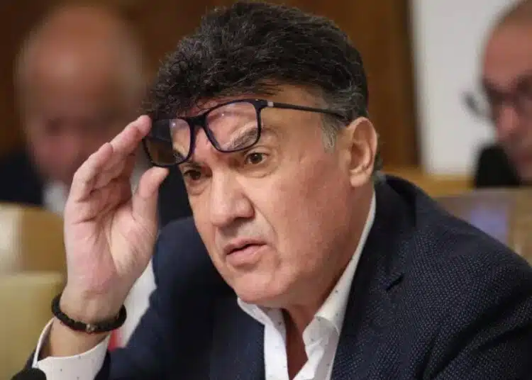 Боби Михайлов е обвинен, че за последните 5 години е получил милиони ВИДЕО 1