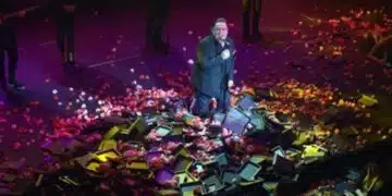 Тъжно на връх Бъдни вечер си отиде един от най-разпознаваемите и любими гръцки гласове в света! 1