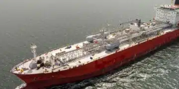 На борда на кораба „Верила“ арестуваха шести моряк! 1