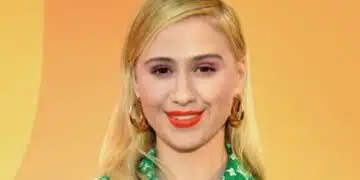 Лъчезарната актриса Мария Бакалова изоставя за малко Холивуд и влиза в Dancing stars 3