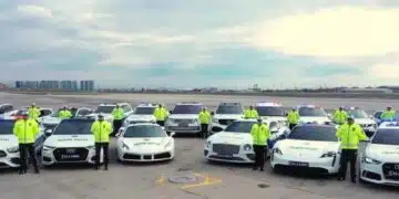 Наша съседна държава превърна скъпи автомобили в патрулки 5