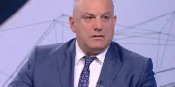 Какво се случва? Новото ръководство на БиТиВи ще понижи Юксел Кадриев в репортер? 13