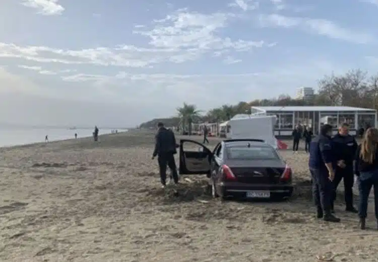 Собственичката на луксозния Ягуар, който се появи на плажа в Бургас е глобена 1