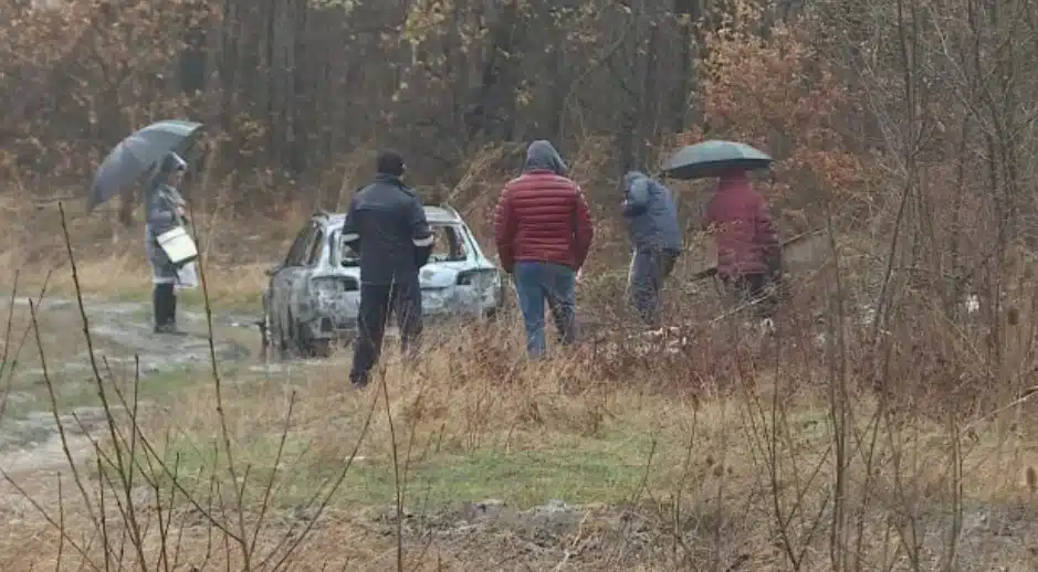 От последните минути за обира на инкасо автомобил в Благоевград – намериха изоставена опожарена кола! 1