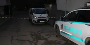 Като от екшън филм – в центъра на Благоевград обраха инкасо автомобил, има и ранен! ВИДЕО 1