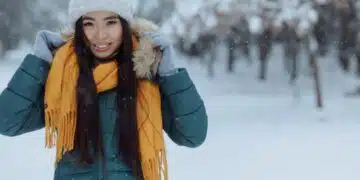 Домашен спрей с който косата Ви няма да се наелектризира, когато носите зимна шапка 2
