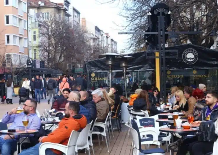 В деня на бащата 26.12 – пролет настана насред зима! Днес термометрите тръгват нагоре! 1