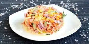 Спечели сърцето на всички! Салата на века от месо и зеленчуци (Рецепта) 11