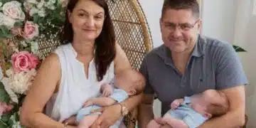 Болни родители с две дечица – 3 годишни близнаци се молят един от тях да оцелее, за да гледа децата 3