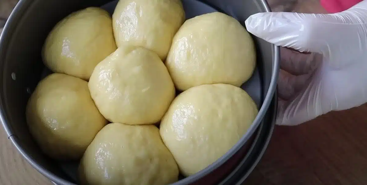 Обичате ли мандарини? Този необичаен пай с мандариново тесто е само за вас 4