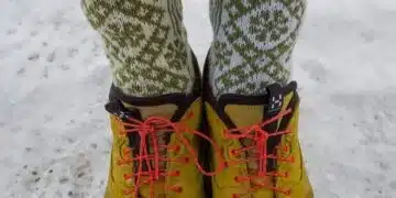В Сибир ползват този хитър трик, за да не им мръзнат краката навън, дори при -25 градуса! 1