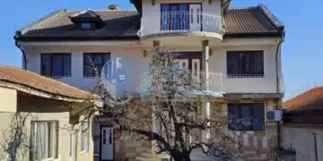 Обявиха за продажба палата на човека, който погуби Ферарио Спасов (СНИМКИ) 2