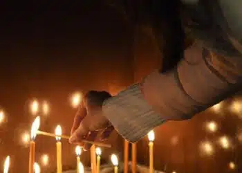 Иде първата Задушница за годината - ето какво е задължително трябва да направим 5