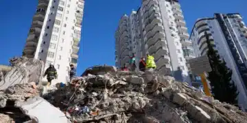 Турция прави нещо велико за хората, чийто живот беше разрушен от земетресенията 13