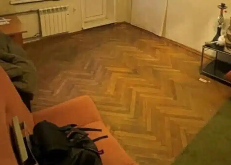 Момиче си купи панелка от 29 м² и я промени до неузнаваемост: снимки преди и след ремонт 1
