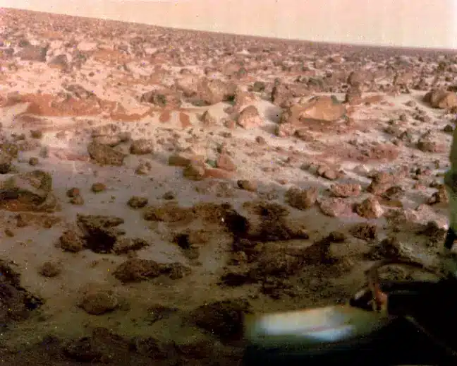 Откриха странни структури, които са заровени под земята на Марс 1