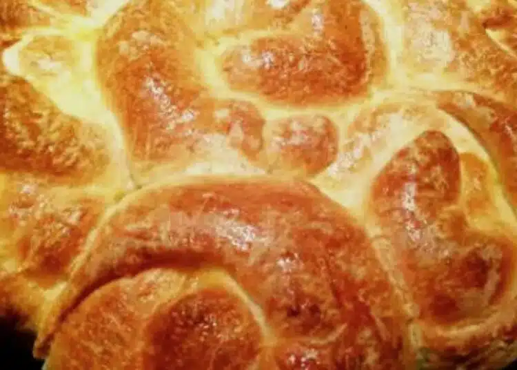 Мек като памук и адски вкусен бърз тутманик със златна коричка - любимата закуска у дома 1