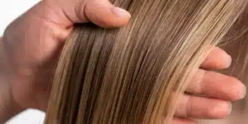 Защо пада косата и какво ни алармира това? Отговаря експерт! 1