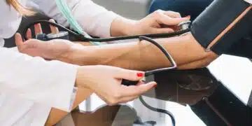 Eксперт сподели как пациенти с хипертония чрез хранене могат да понижат кръвното налягане 1