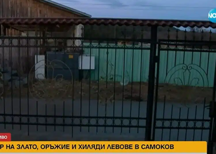 Бизнесмен в Самоков осъмна без 10 000 лева, пистолет и златни накити 1