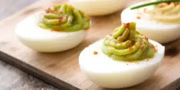 От старата книга на моята баба: пълнени яйца с вкусна ароматна разядка 2