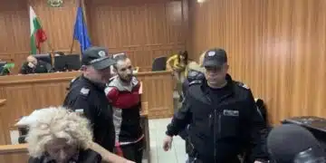 Садистът Петър Чернев малтретирал и още едно дете – родната си дъщеря! 13