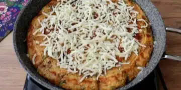 Превърнете стария хляб във вкусен и засищат омлет бързо и лесно 3