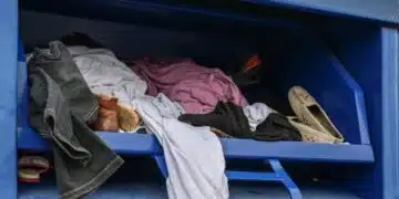 Текстилната индустрия настоява да има задължително разделно събиране на дрехи при това по-скоро! 10