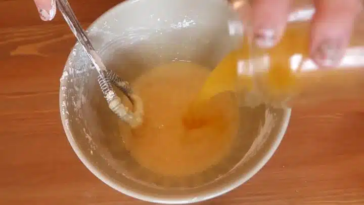 Имате ли 1 портокал и мляко? Направете вкусен десерт без брашно 1