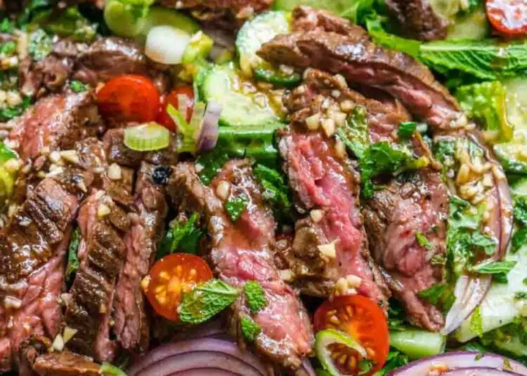 Тази салата с месо е невероятно вкусна и засищаща - ядем я вместо вечеря 1