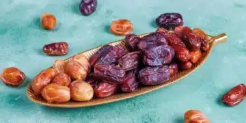 Очаровайте гостите с шишчета от фурми и крема сирене 2