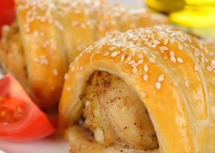 E, няма такава вкусотия! Пилешки бутчета загърнати в бутер тесто: 1
