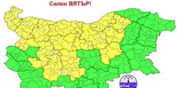 Бъдете предупредени! Опасно време ни очаква утре – жълт код за много райони в страната! 14
