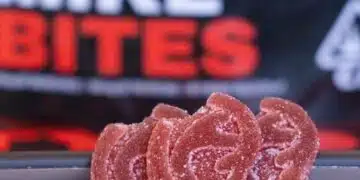 Майк Тайсън представи интересни на форма бонбони с вкус на къпина, пунш с кисела ябълка и диня 5